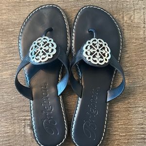 Comfortable navy flat thong style sandal